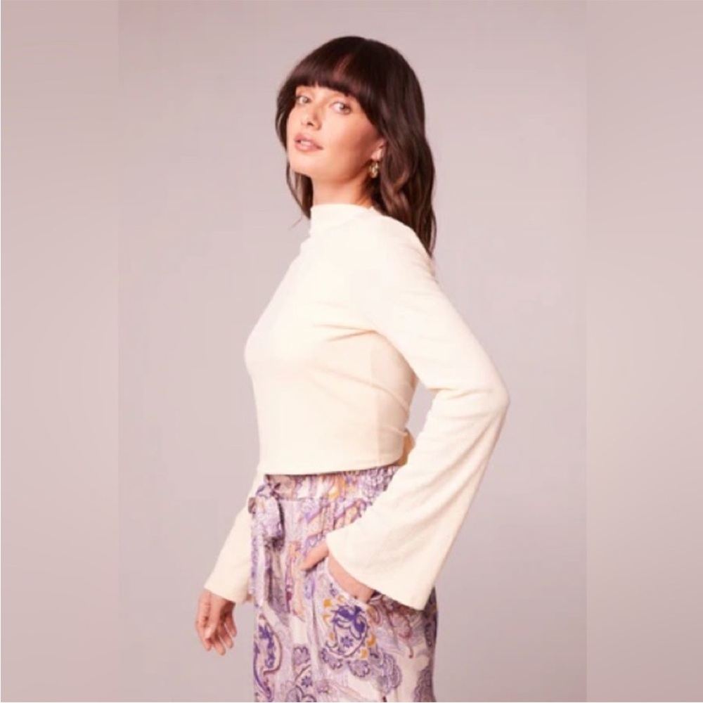 NWT Band Of The Free AVRIL CREAM MOCK NECK CROP TOP Long flowing Bell Sleeves - Picture 3 of 6